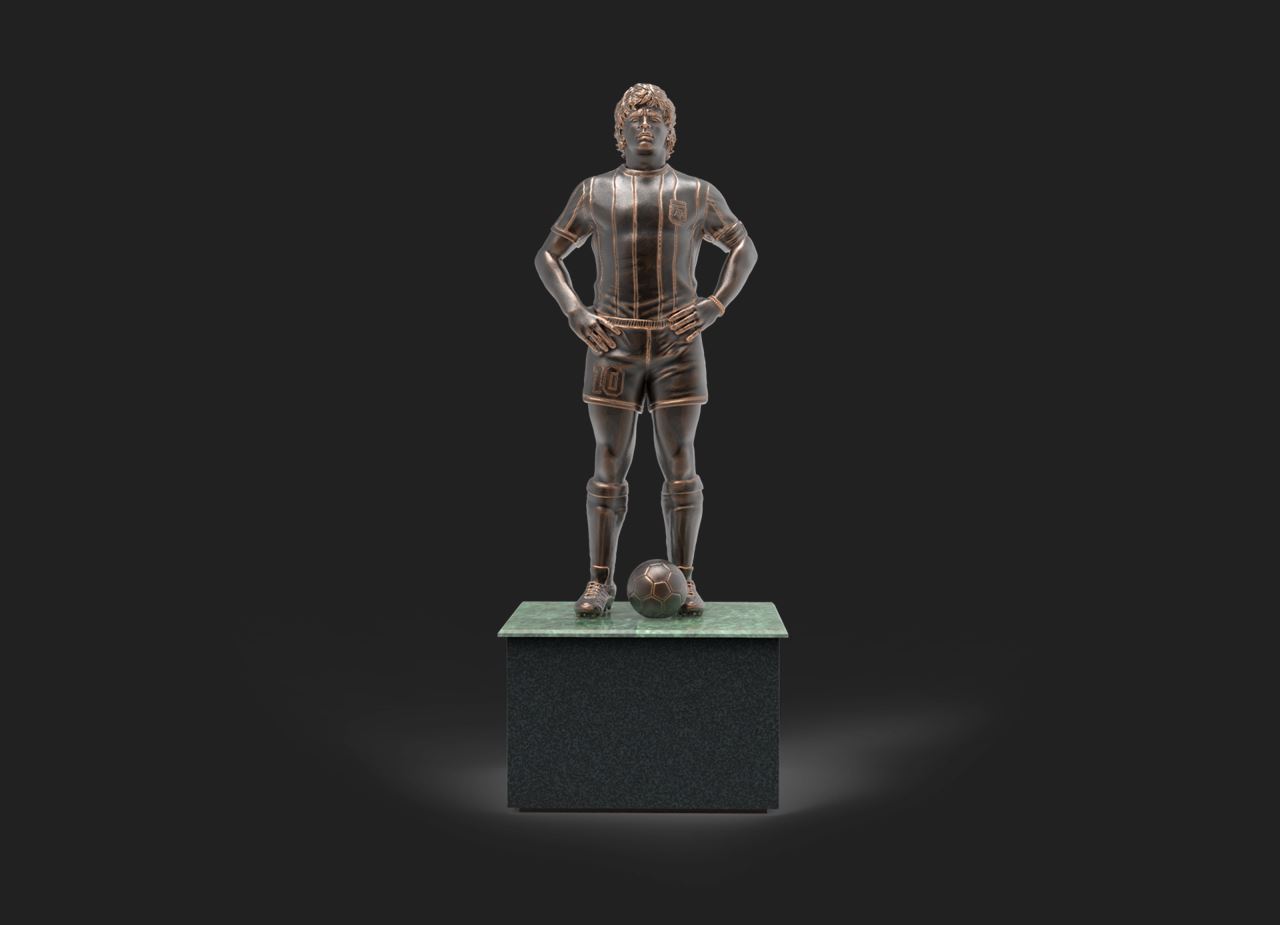 Escultura de Maradona en Ezeiza fabricada con impresión 3D por Che3D
