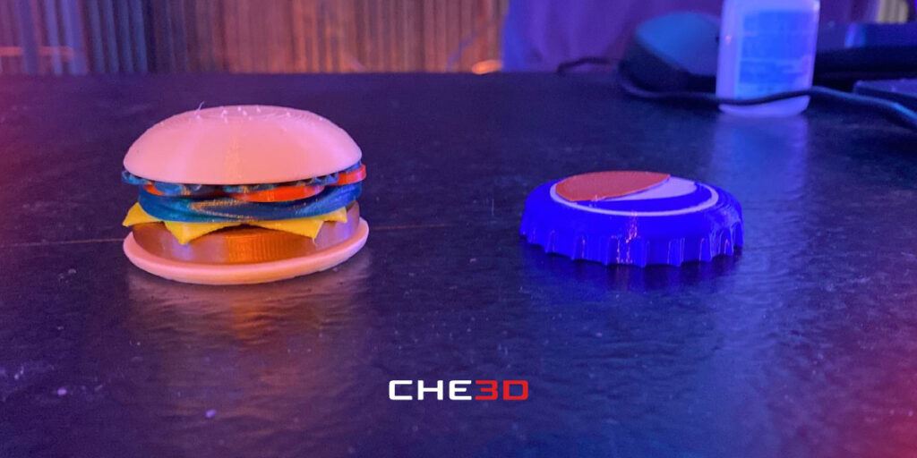 Merchandising corporativo: llaveros impresos en 3D para un evento gamer
